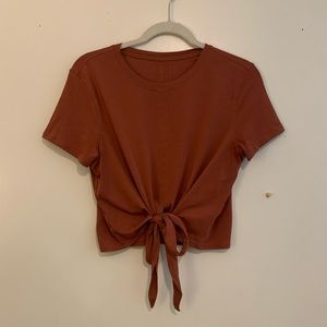 lululemon cropped tie tee